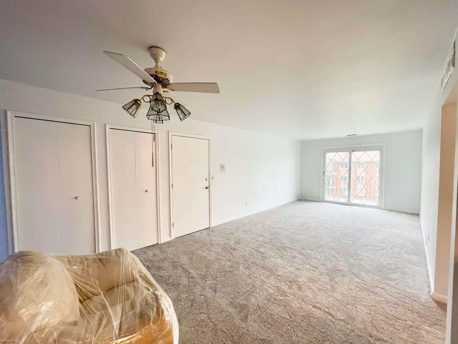 54749 Shelby RD, Utica, MI 48316 - #3