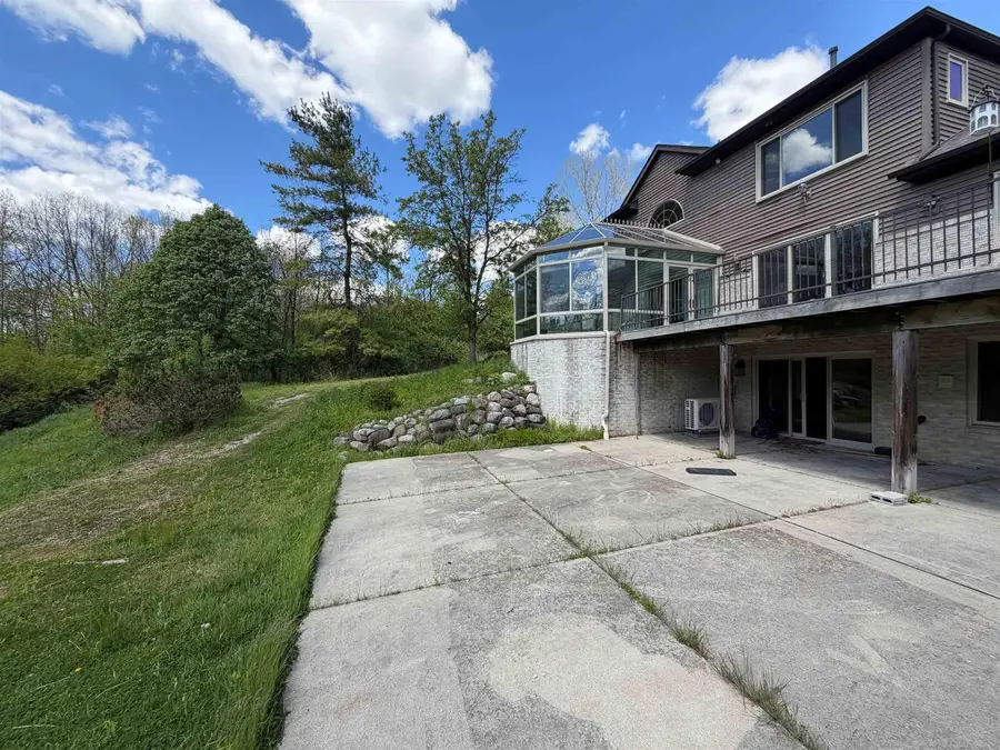 21707 Lilac LN, Southfield, MI 48033 - #3