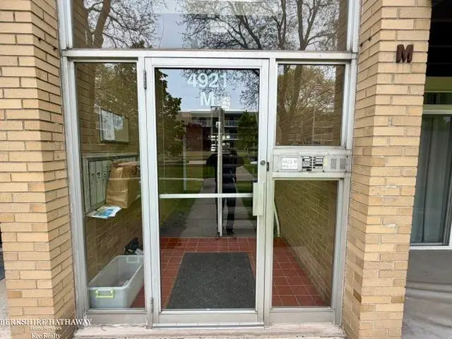 4921 Crooks  RD, Royal Oak, MI 48073 - #2