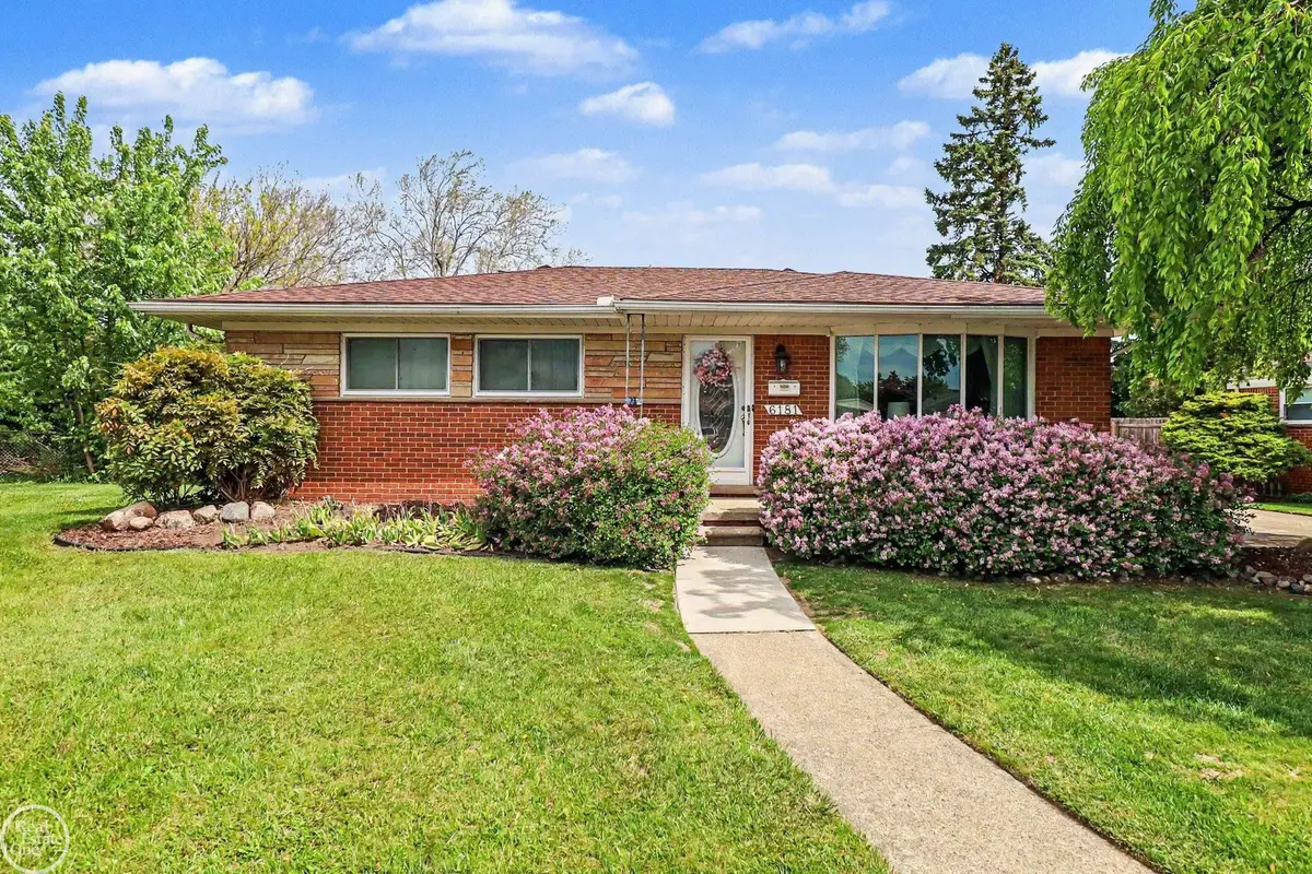 6181 N Bankle CT, Dearborn Heights, MI 48127 - #1