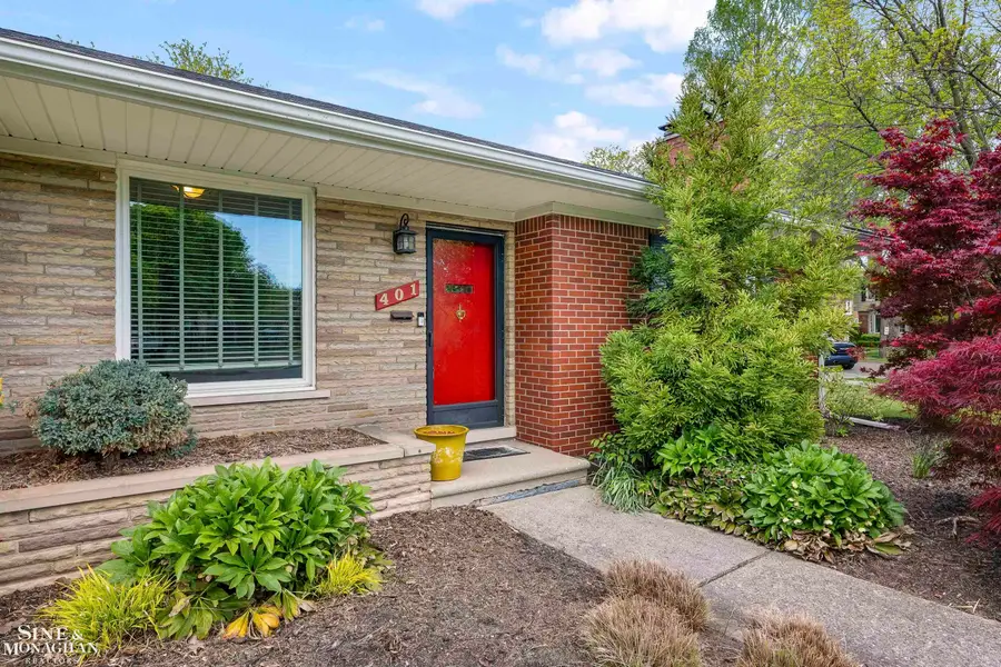 401 McKinley AVE, Grosse Pointe Farms, MI 48236 - #2