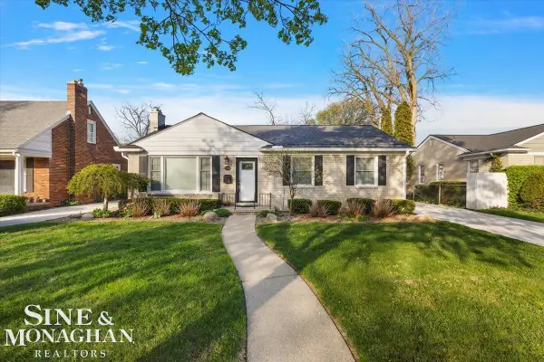 1044 Somerset AVE, GrossePointePark, MI 48230