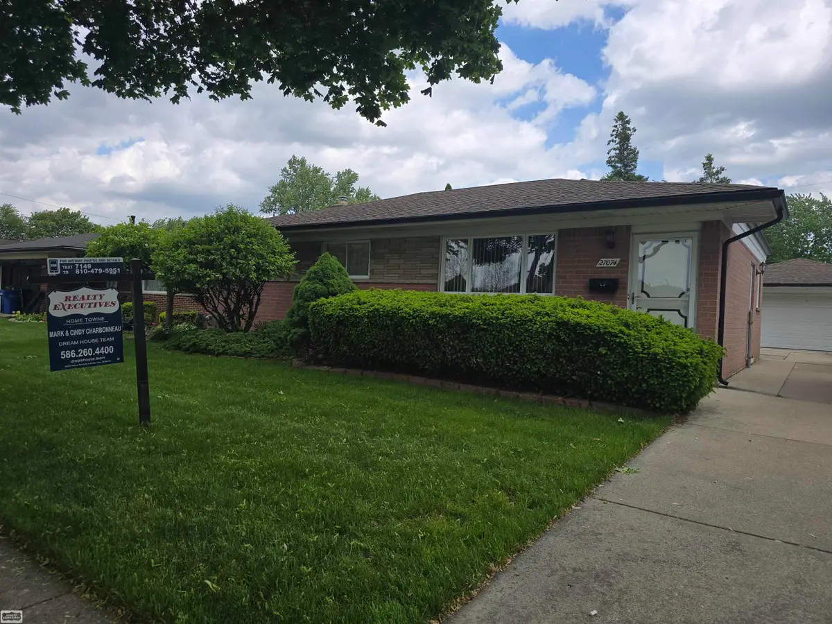 27074 Shackett NONE, Warren, MI 48093 - #1