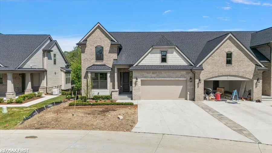 3064 Claret LN, Rochester Hills, MI 48309 - #3