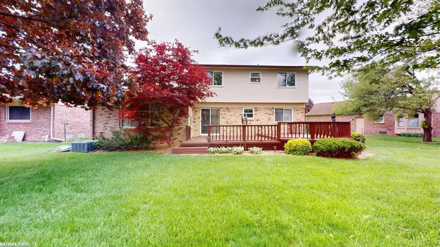 15995 Quail CT, Macomb, MI 48044 - #2