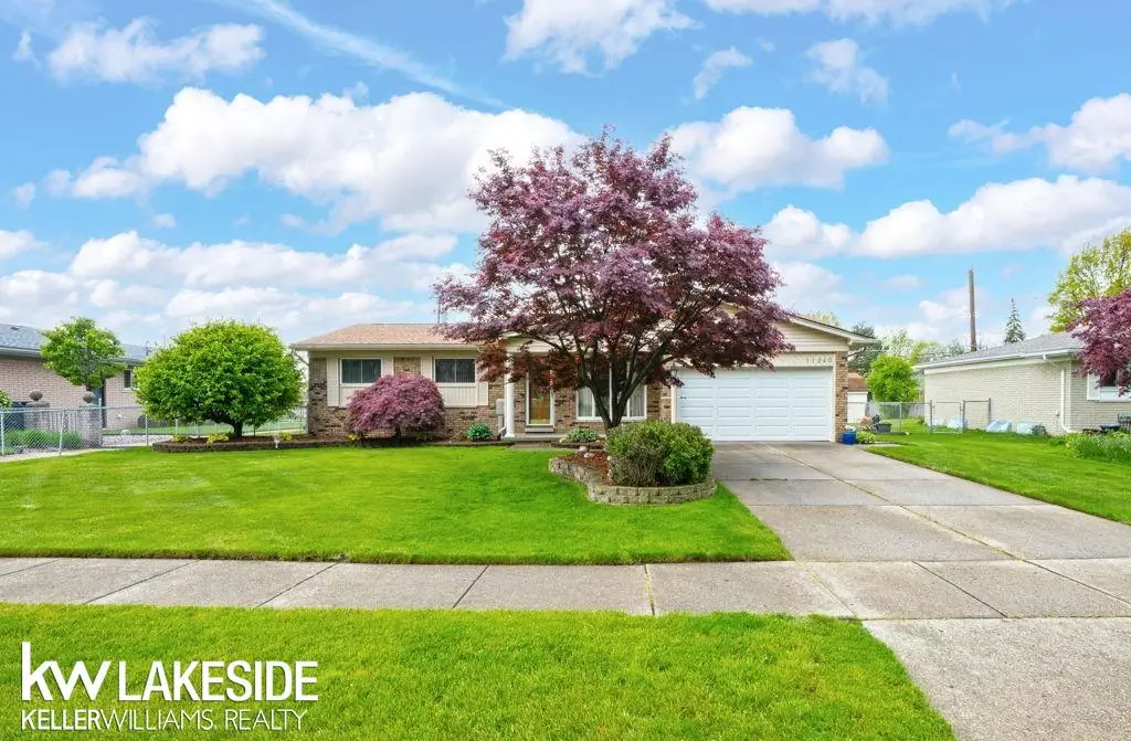 11240 Village DR, Sterling Heights, MI 48312 - #1