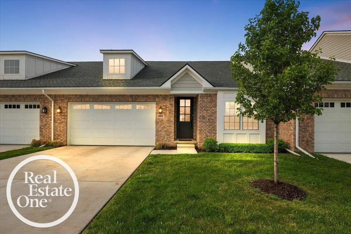 455 Heritage PL, Saint Clair Shores, MI 48080 - #1