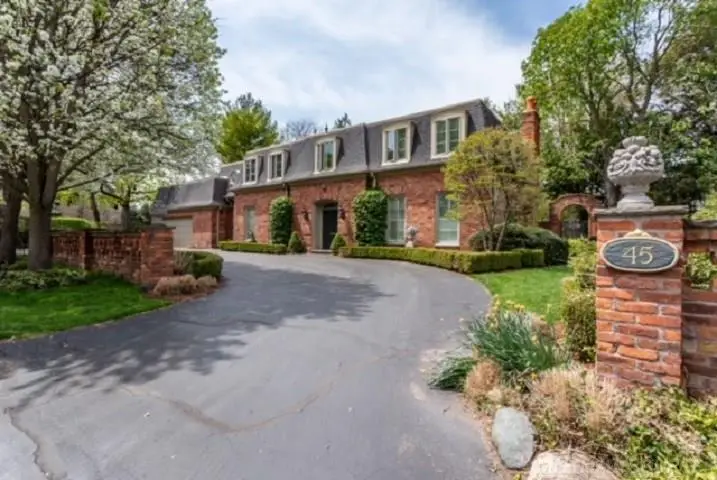 45 Lakecrest, Grosse Pointe Farms, MI 48236 - #1