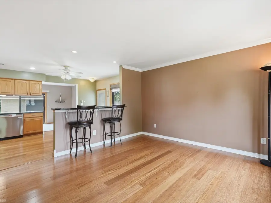 32614 Stricker DR, Warren, MI 48088 - #2