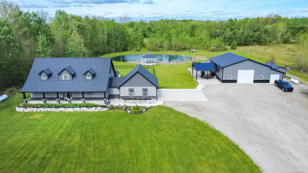 2133 cove RD, Wales, MI 48027 - #1