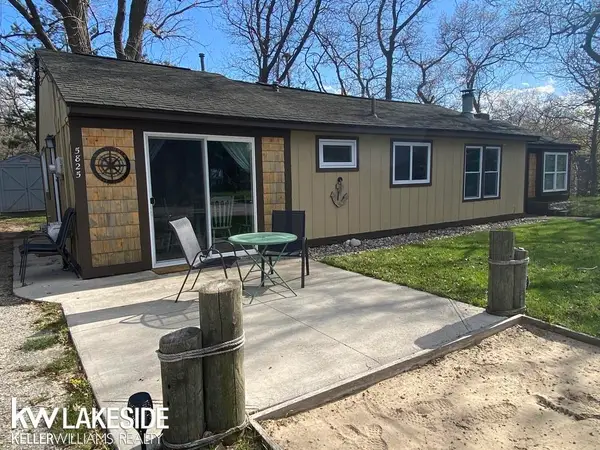 5825 Oak Pointe DR, Caseville, MI 48725