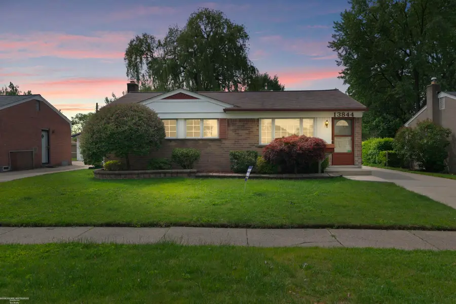 13844 La Chene AVE, Warren, MI 48088 - #2