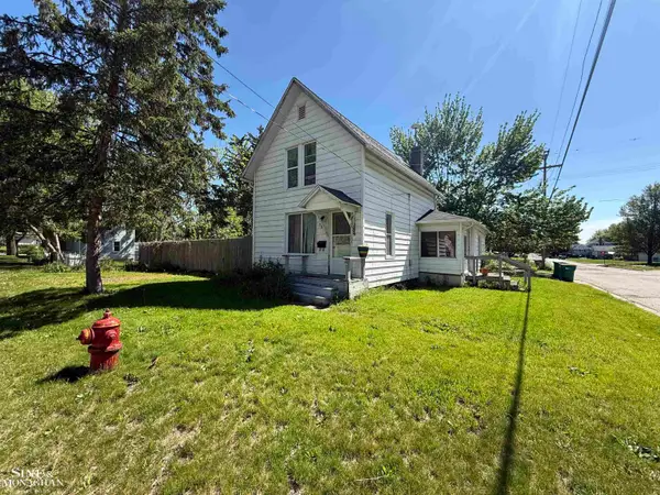 715 S 9th ST, St, MI 48079