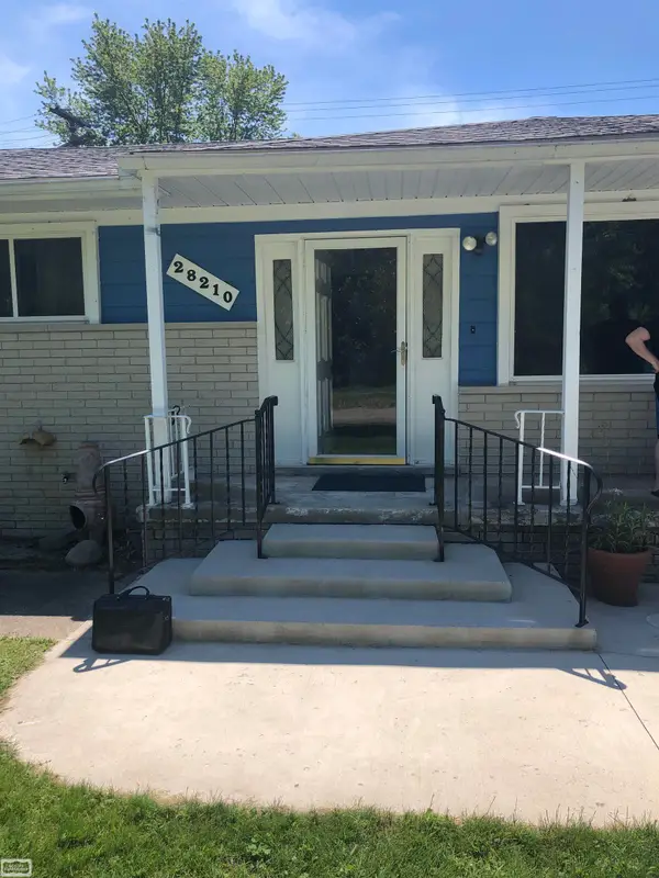 28210 Vandy ST, HarrisonTownship, MI 48045