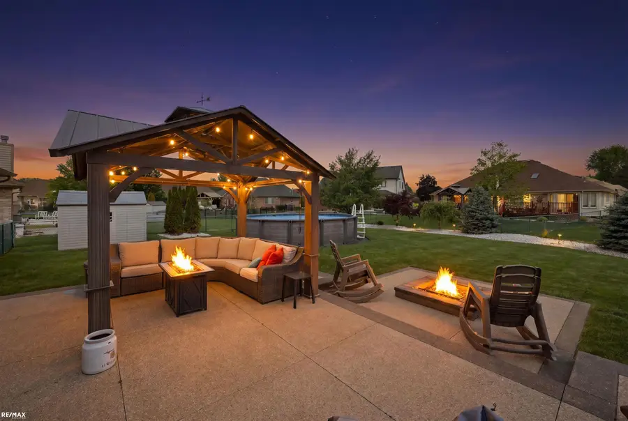 48822 Park Place DR, Macomb, MI 48044 - #3