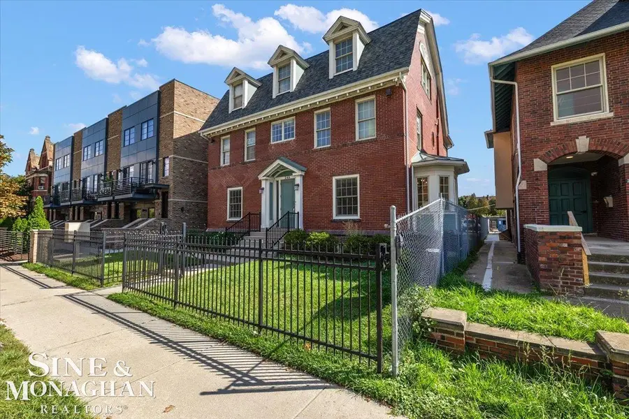 248 Mack Ave  apt #2 RD, Detroit, MI 48201 - #2