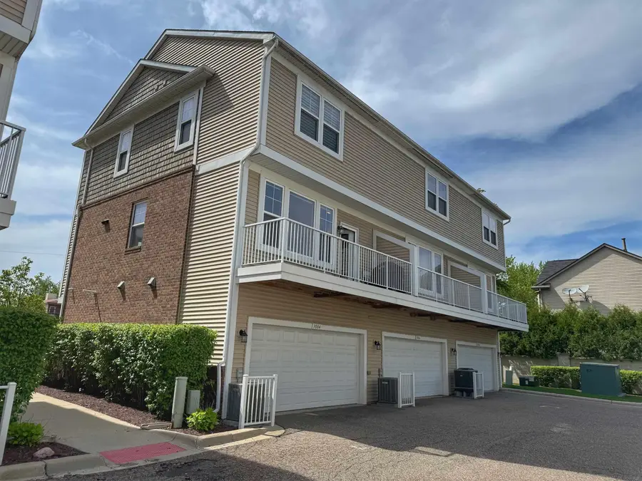 3084 Kilmer AVE, Troy, MI 48083 - #2