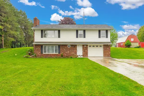 4394 Deckerville RD, Deckerville, MI 48427