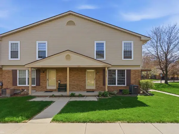 68463 Rosewood LN, Richmond, MI 48062