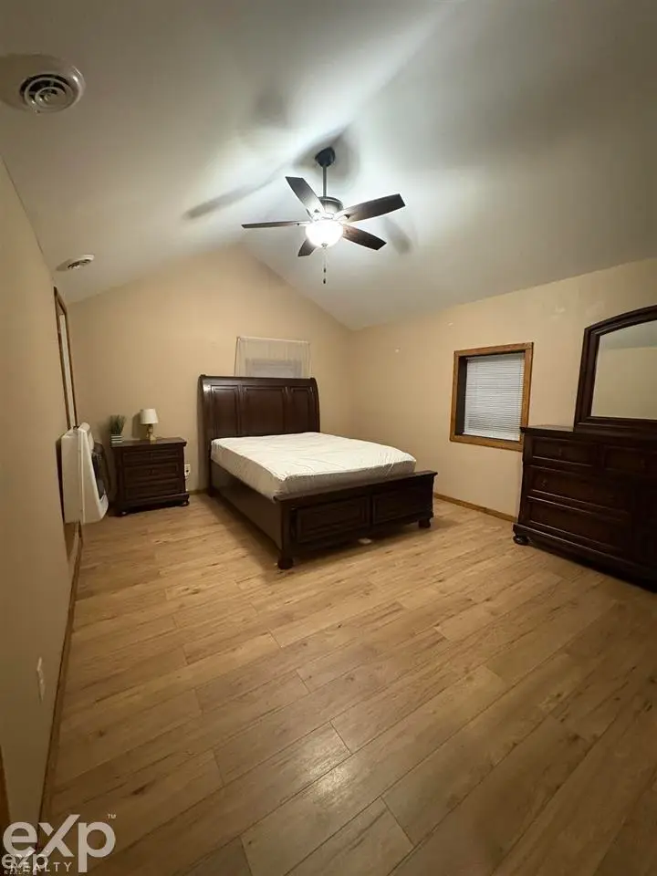 704 Bay RD, Bangor, MI 48706 - #3