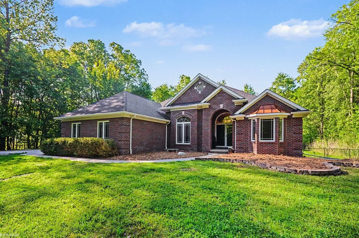 8367 Lindsey RD, Casco, MI 48064 - #1