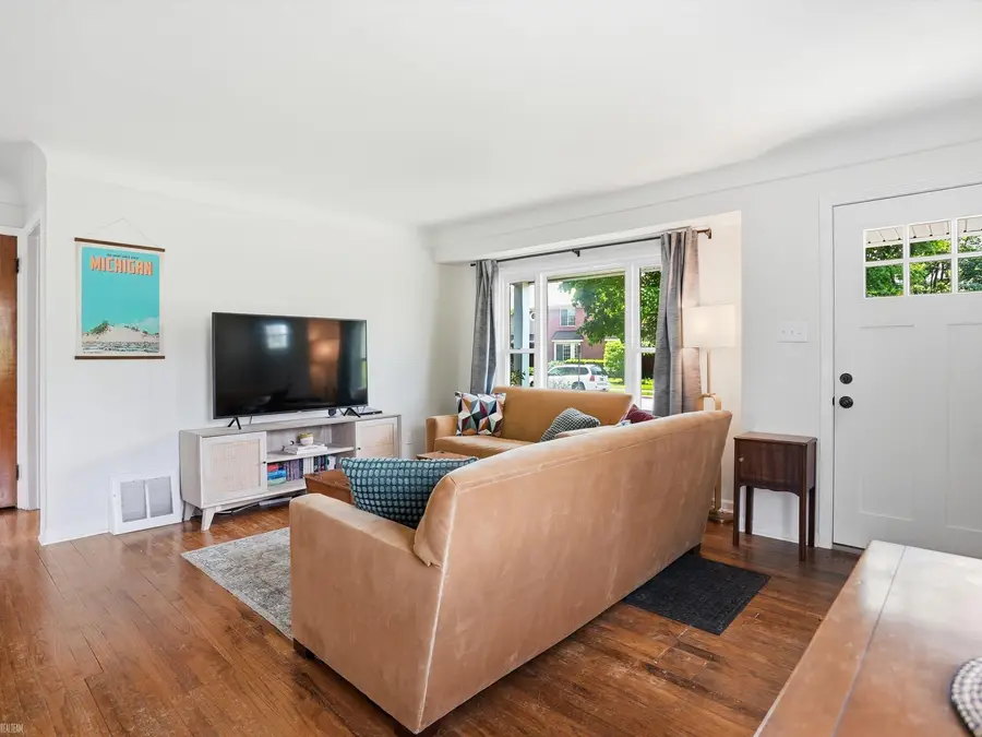 1503 Irving AVE, Royal Oak, MI 48067 - #3