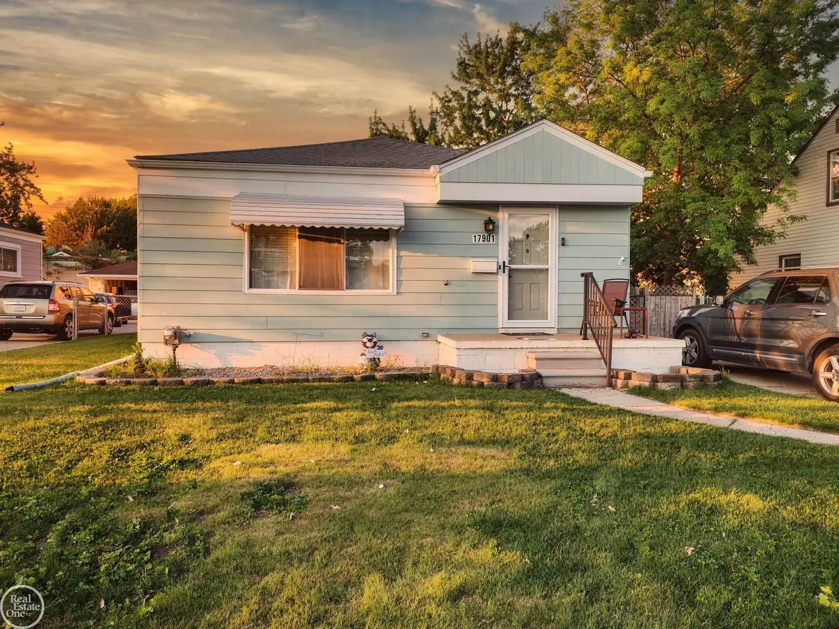 17901 Peters ST, Roseville, MI 48066 - #1