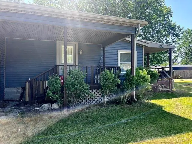 351 Center ST, Algonac, MI 48001 - #2