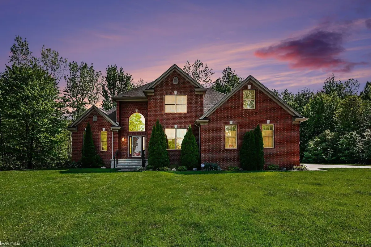 4184 Wellington CT, Fort Gratiot, MI 48059 - #1