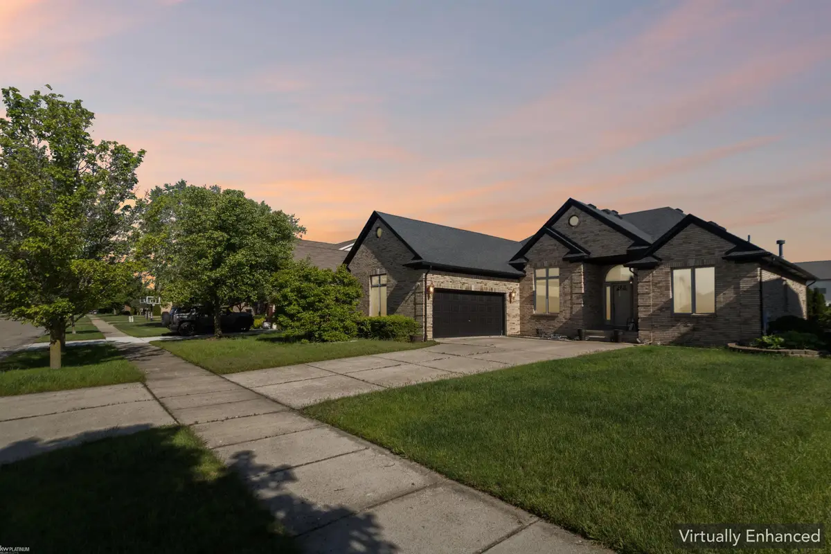 20351 Bannister DR, Macomb, MI 48044 - #1