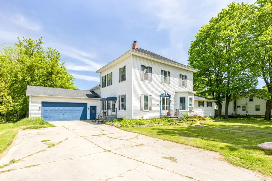 7197 Hubbard ST, Lexington, MI 48450 - #2