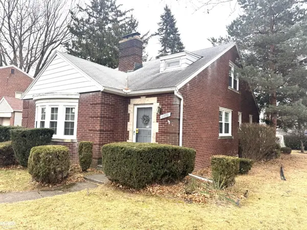 1499 Wellesley Dr DR, MtClemens, MI 48043
