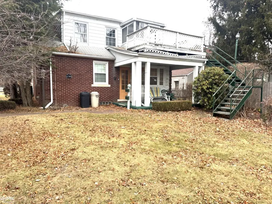 1499 Wellesley Dr DR, Mount Clemens, MI 48043 - #2