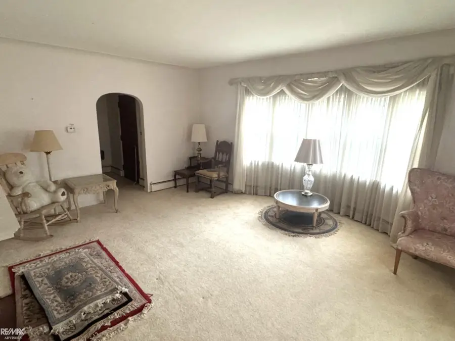 1499 Wellesley Dr DR, Mount Clemens, MI 48043 - #3