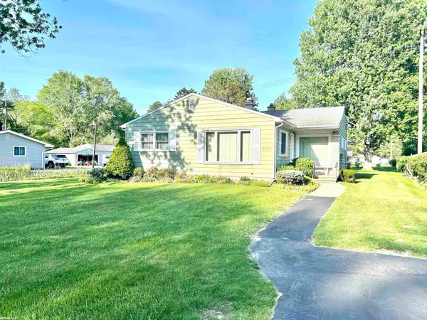 3520 State RD, FortGratiot, MI 48059