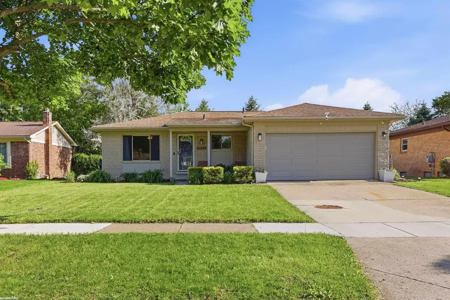 15366 Van Meter DR, Macomb, MI 48044 - #3