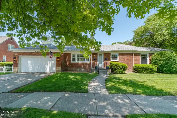 486 Bournemouth RD, GrossePointeFarms, MI 48236