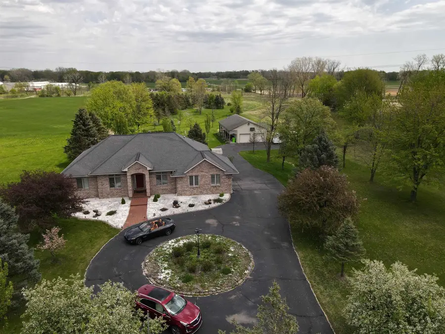 52590 North AVE, Macomb, MI 48042 - #2