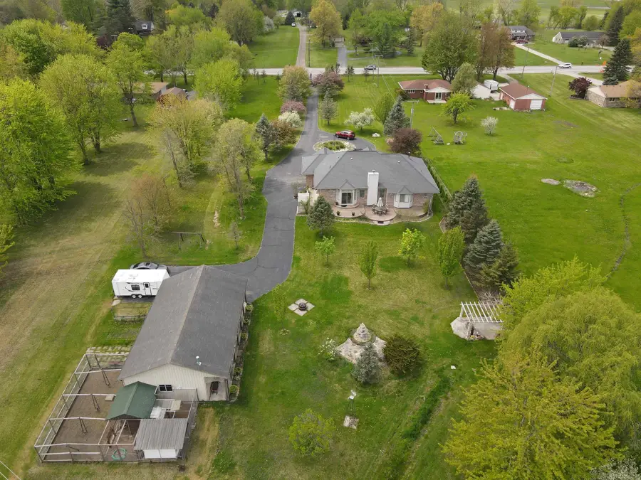 52590 North AVE, Macomb, MI 48042 - #3