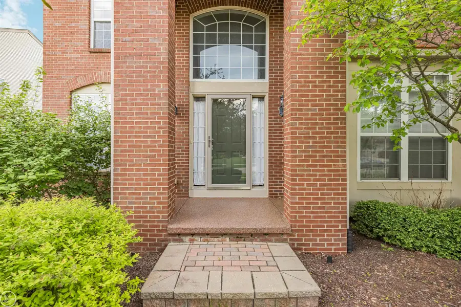 4793 CATALINA DR, Orion, MI 48359 - #3