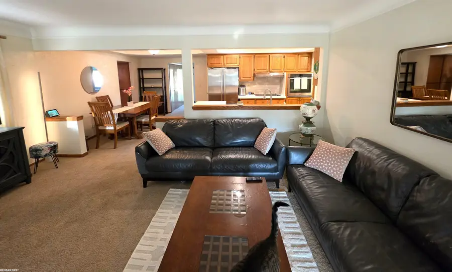 36687 Briarcliff RD, Sterling Heights, MI 48312 - #2