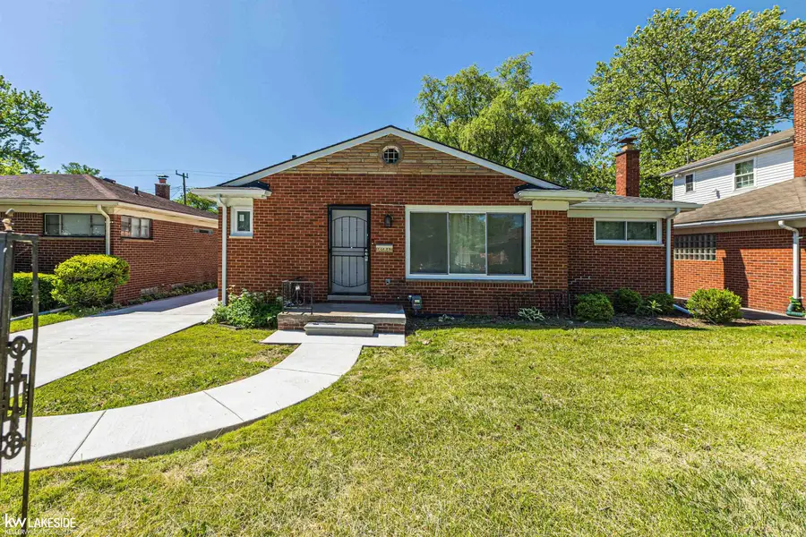 16504 Collinson  AVE, Eastpointe, MI 48021 - #2
