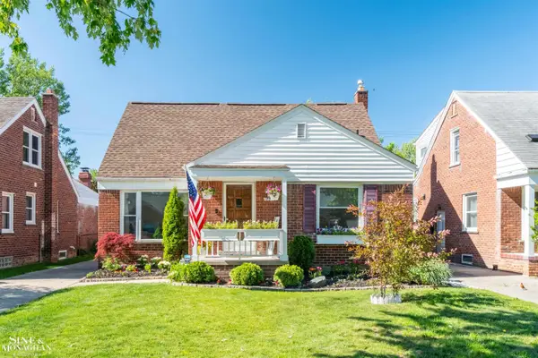 1229 Brys DR, GrossePointeWoods, MI 48236