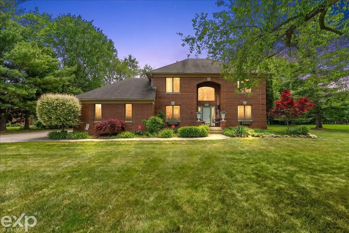 61334 Country LN, Washington, MI 48094 - #1