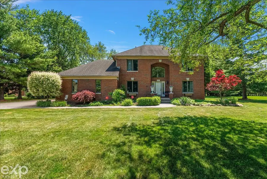 61334 Country LN, Washington, MI 48094 - #2