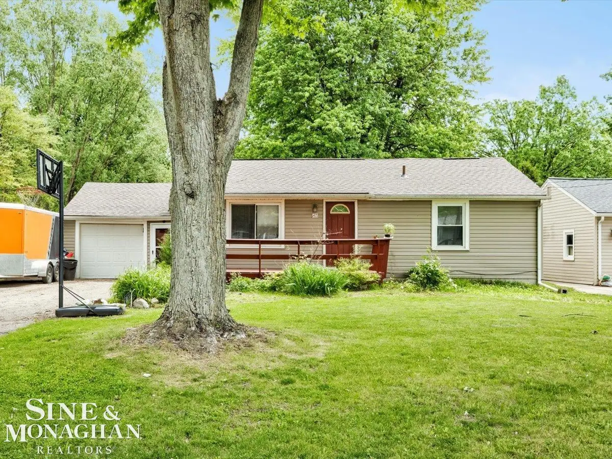 1471 S Packard  AVE, Burton, MI 48509 - #1