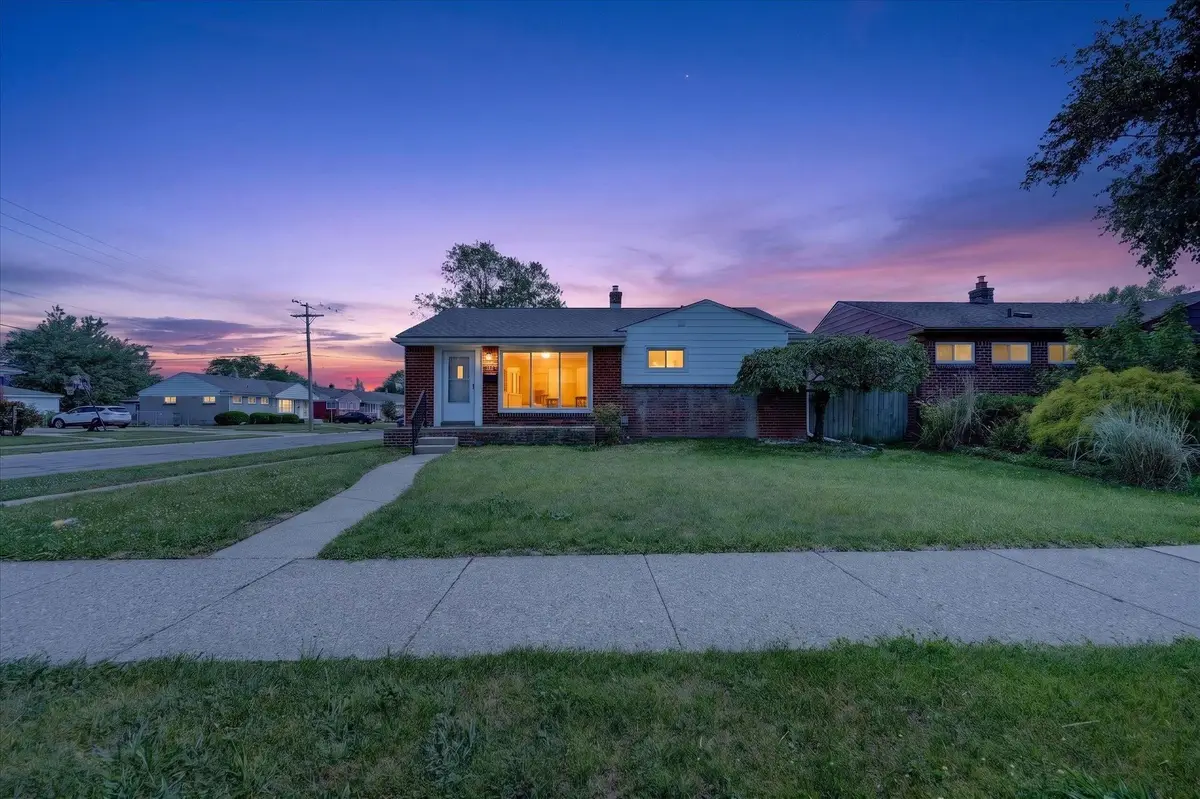 18040 Marquette ST, Roseville, MI 48066 - #1