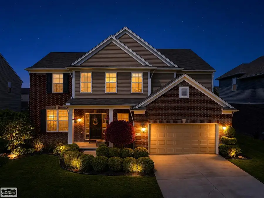 49223 Gaviota LN, Macomb, MI 48044 - #2