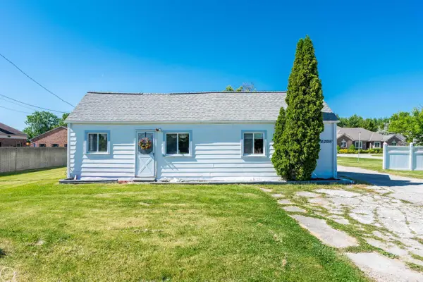 4209 17 Mile RD, SterlingHeights, MI 48310