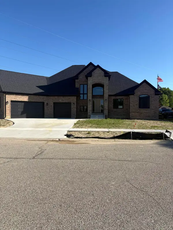 10505 Excalibur, ShelbyTwp, MI 48315
